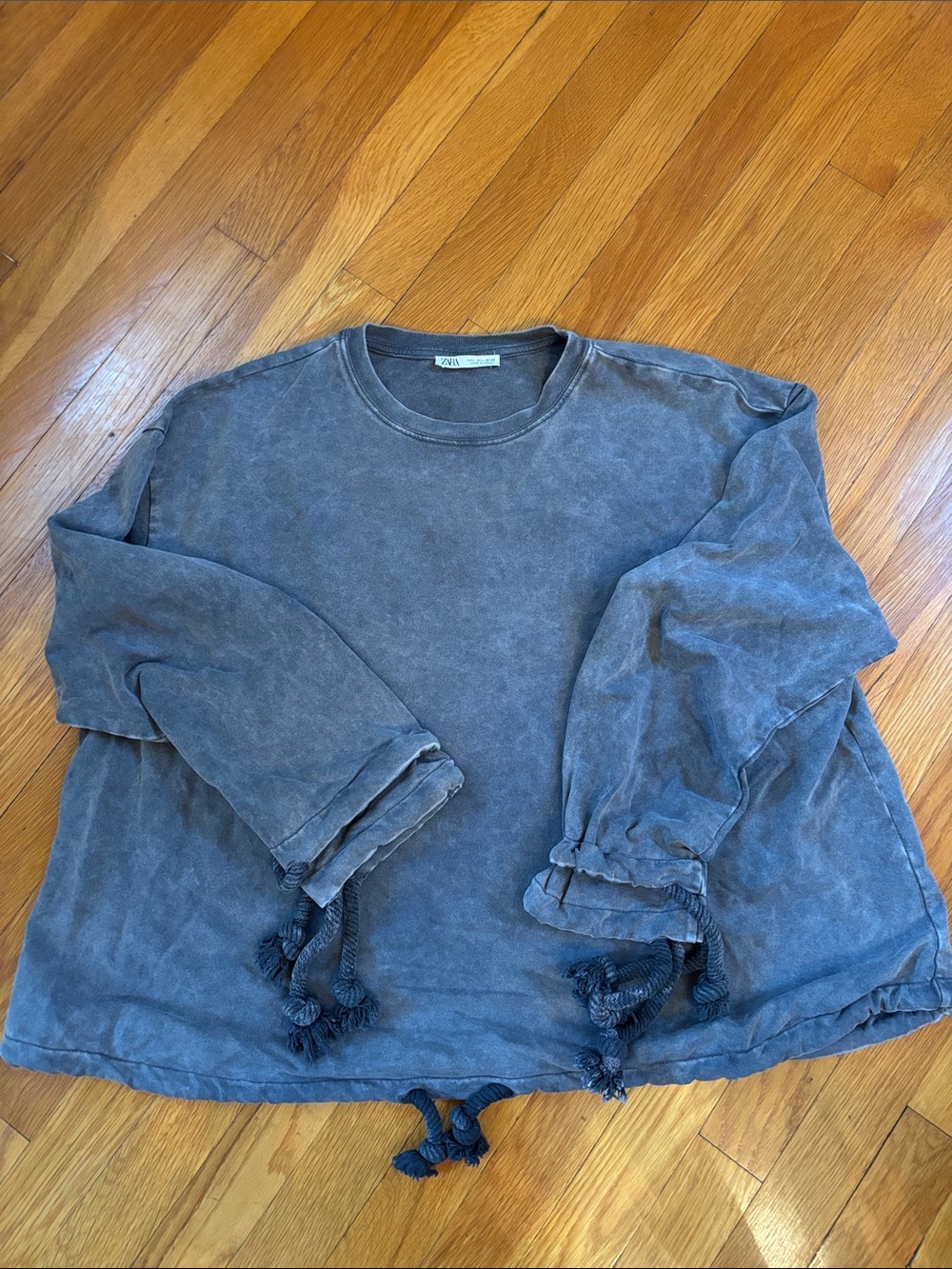 Zara Vintage-Wash gray/blue Pullover Top with Knot detailing size Large